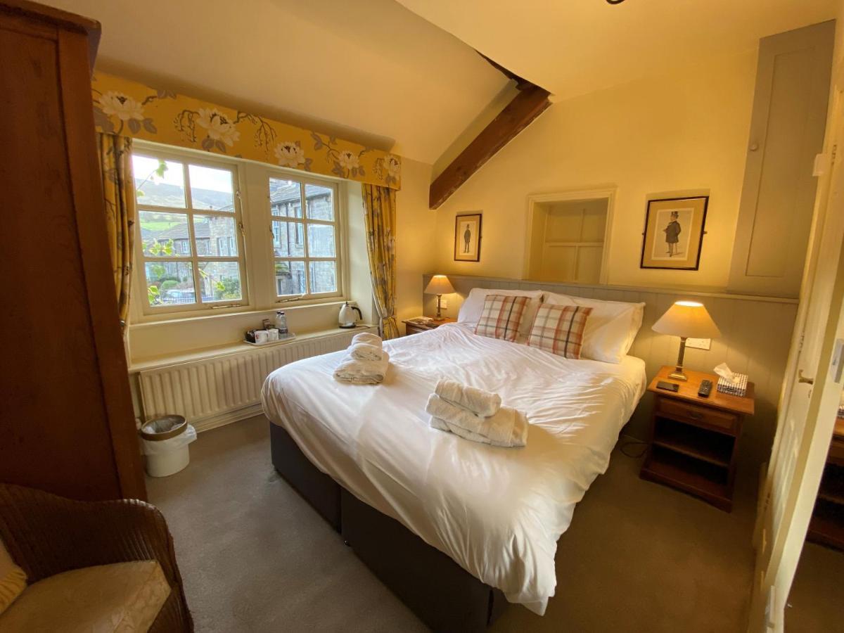 The Red Lion & Manor House Hotel Burnsall Buitenkant foto