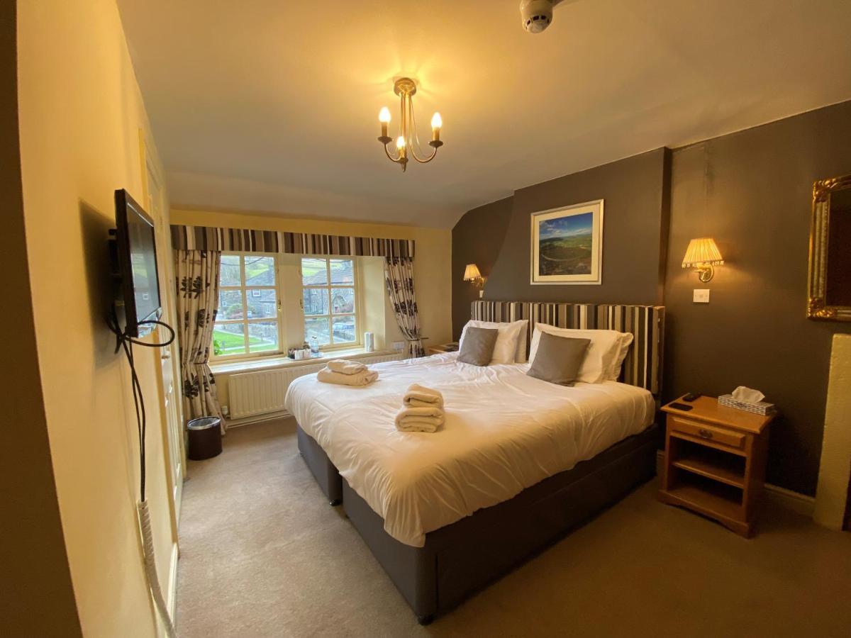 The Red Lion & Manor House Hotel Burnsall Buitenkant foto