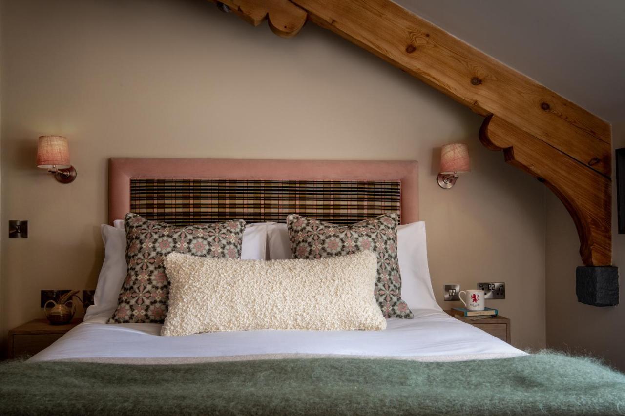 The Red Lion & Manor House Hotel Burnsall Buitenkant foto