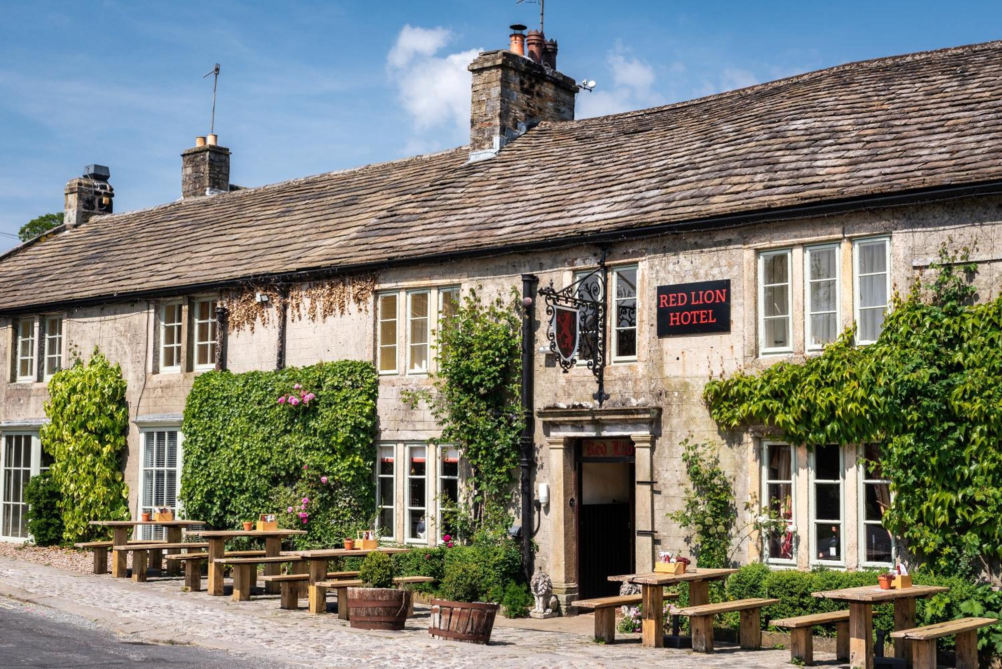 The Red Lion & Manor House Hotel Burnsall Buitenkant foto